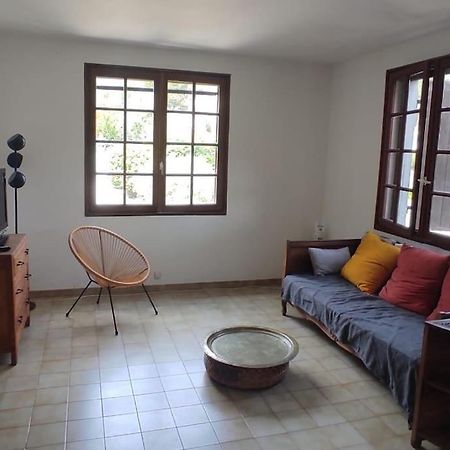 Appartement Au Fond Du Jardin Saint Jean du Pin Екстериор снимка